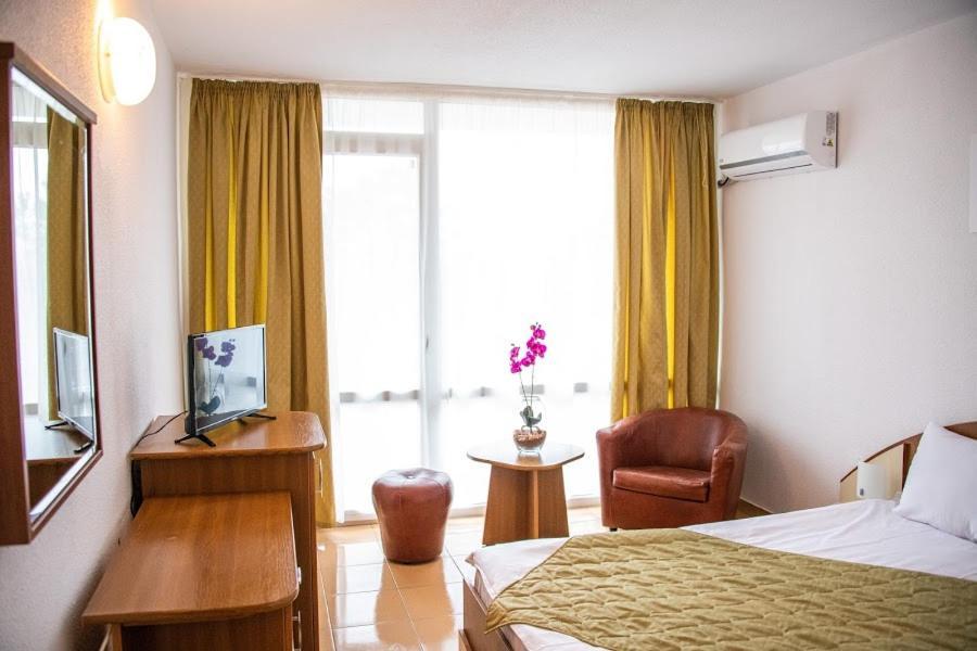Hotel Mures Saturn Ngoại thất bức ảnh